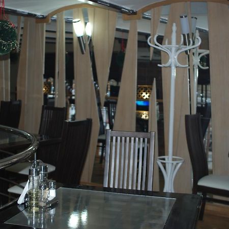 Apartment Roman Lviv Dış mekan fotoğraf